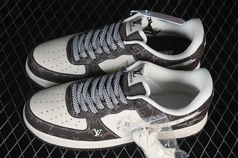 All categories Nk Air Force 1 Air Force series Nk Air Force 1 Low Air Force low-top Nike Air Force 1'07 Low joint model Air Force 1 low-top casual sneakers DW8806-010